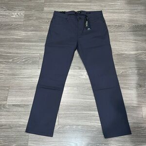 Kenneth Cole slim fit stretch twill chino pants. Size 34x32. NWT